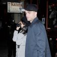  Robert Pattinson et sa girlfriend Tahliah Barnett quitte le Warsaw &agrave; Green Point Brooklyn, New York, le 10 novembre 2014. 
 &nbsp; 