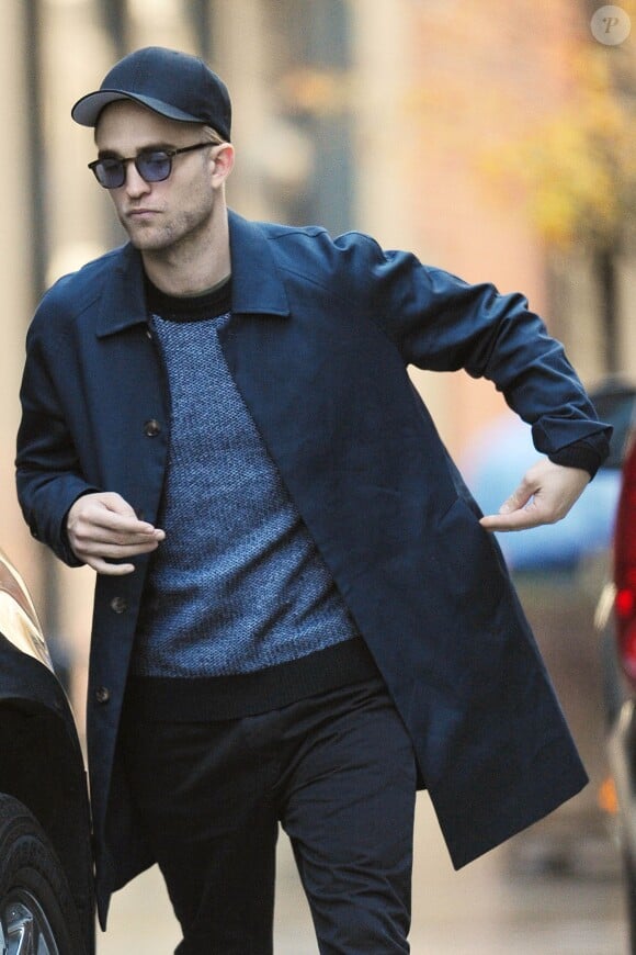 Robert Pattinson croisé à Soho, New York, le 10 novembre 2014.