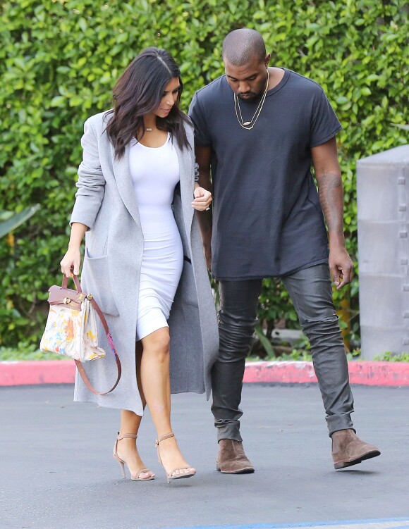 Kim Kardashian et Kanye West à Woodland Hills, Los Angeles, le 10 novembre 2014.