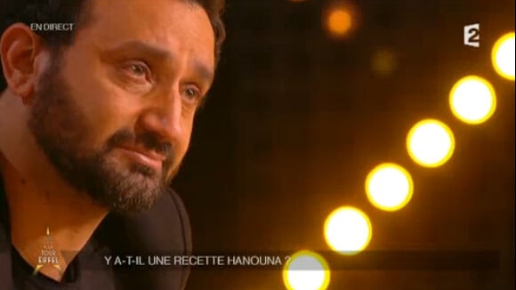 Cyril Hanouna, ému aux larmes : Il craque dans ''Un soir à la Tour Eiffel''