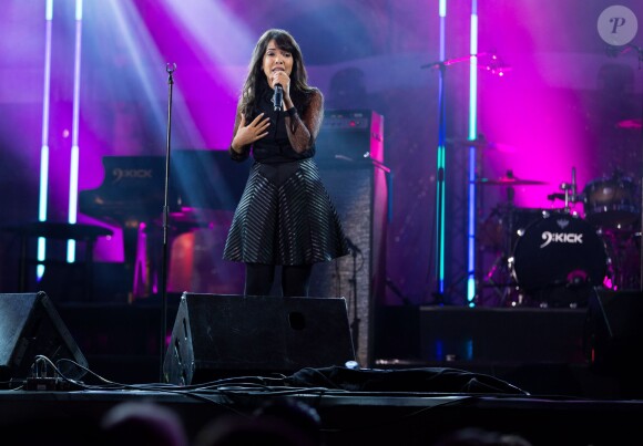 Semi-Exclusif - Indila en concert sur la Grand-Place de Bruxelles, lors des fêtes de la Communauté française, le 26 septembre 2014.