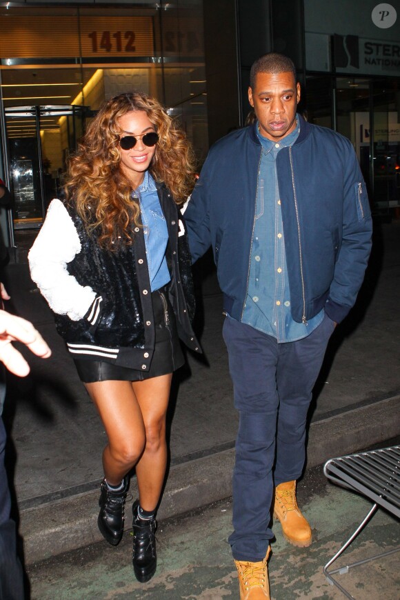 Beyonce et Jay Z à la sortie de leur bureau de New York le 21 novembre 2014