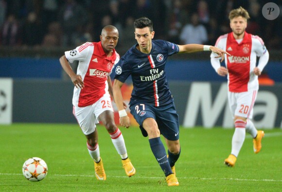 Javier Pastore lors du match de Ligue des Champions entre le PSG et l'Ajax d'Amsterdam au Parc des Princes à Paris le 25 novembre 2014