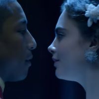 Pharrell Williams et Cara Delevingne : Une valse stylée pour un mythe de mode