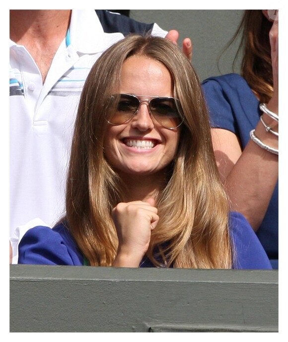 Kim Sears lors du tournoi de Wimbledon le 28 juin 2012 durant le match de son homme Andy Murray