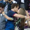 Andy Murray dans les bras de sa belle Kim Sears après avoir décroché l'or olympique lors des JO de Londres, le 5 août 2012