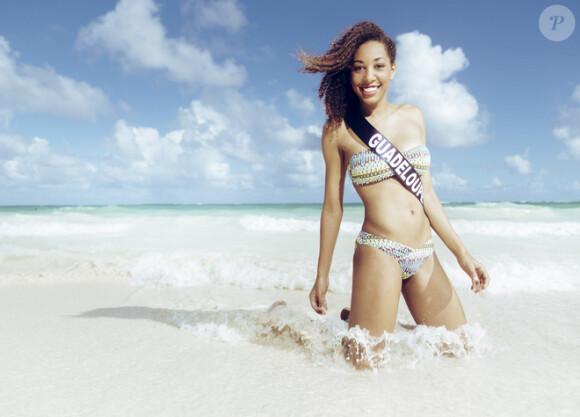 Miss Guadeloupe en maillot de bain à Punta Cana, pour la préparation à Miss France 2015