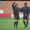 Emmanuel Petit et Thierry Henry à l'entraînement, le 20 avril 2000 à Londres