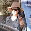 Kourtney Kardashian en pleine séance de shopping en compagnie de sa famille à Los Angeles Le 29 Novembre 2014