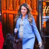 Blake Lively superbe et enceinte, sort de son hôtel à New York, le 4 décembre 2014.
