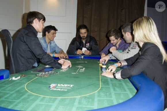 Taïg Khris, Moundir, Erwann Pecheux et Brian Bennamou - Soirée World Poker Tour National Paris organisée par PMU.fr au Cercle Clichy Montmartre à Paris le 5 décembre 2014.