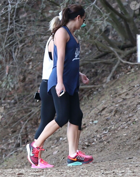 Exclusif - Lea Michele et son petit ami Matthew Paetz sont allés se promener sur les hauteurs de Studio City, le 6 décembre 2014.