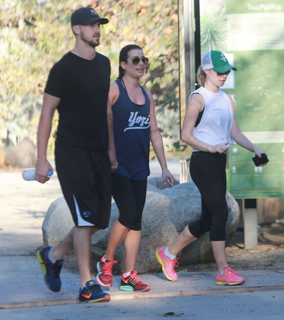 Exclusif - Lea Michele et son boyfriend Matthew Paetz sont allés se promener sur les hauteurs de Studio City, le 6 décembre 2014.