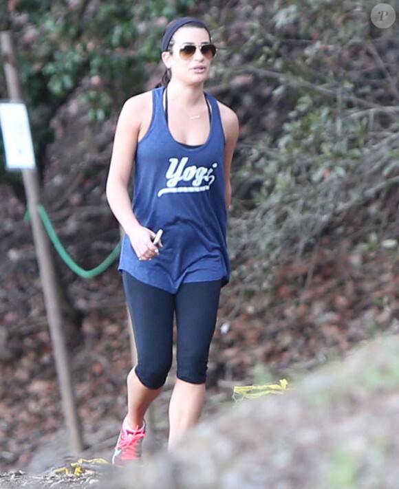 Exclusif - Lea Michele et son petit ami Matthew Paetz sont allés se promener sur les hauteurs de Studio City, le 6 décembre 2014.