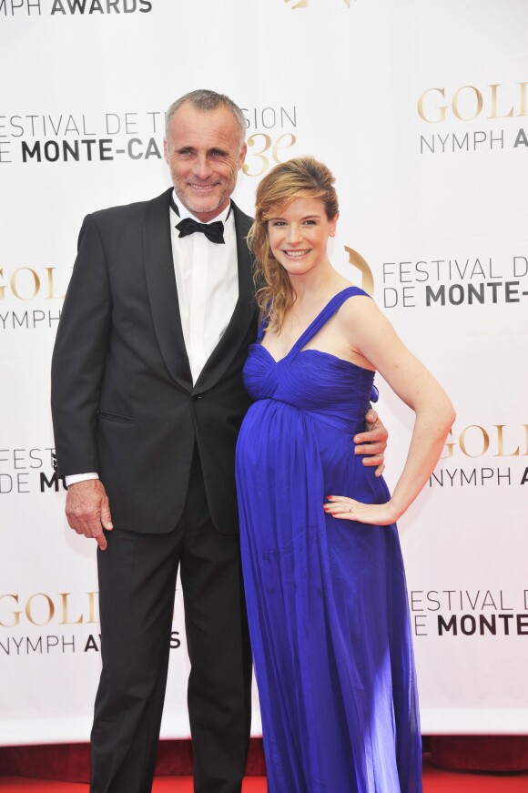 Timothy V Murphy et Louise Ekland, enceinte - Cérémonie de clôture du 53e festival de Monte-Carlo au Forum Grimaldi à Monaco, le 13 juin 2013.