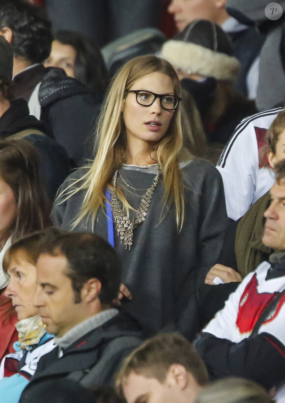 Sarah Brandner, compagne de Bastian Schweinsteiger, lors du match Allemagne-Algérie à Porto Alegre (Brésil) le 30 juin 2014.