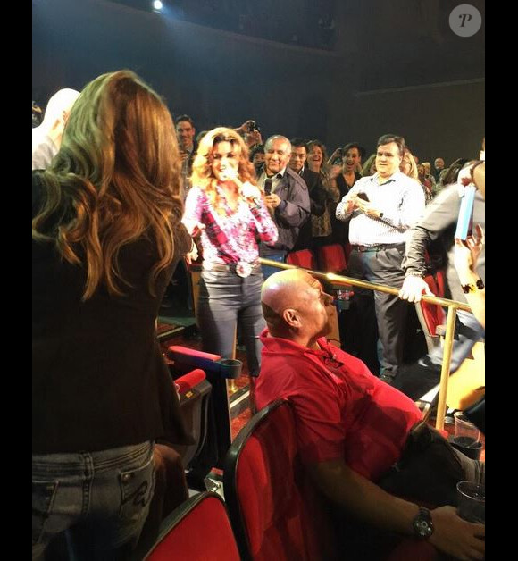 Shania Twain au milieu de ses fans, le 11 décembre 2014