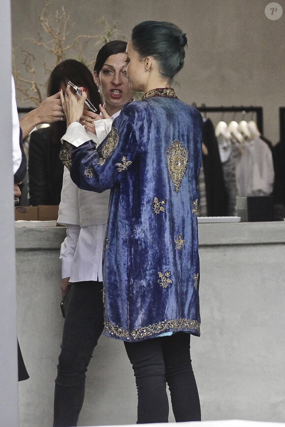 Nicole Richie est allée faire du shopping à Malibu le 19 décembre 2014