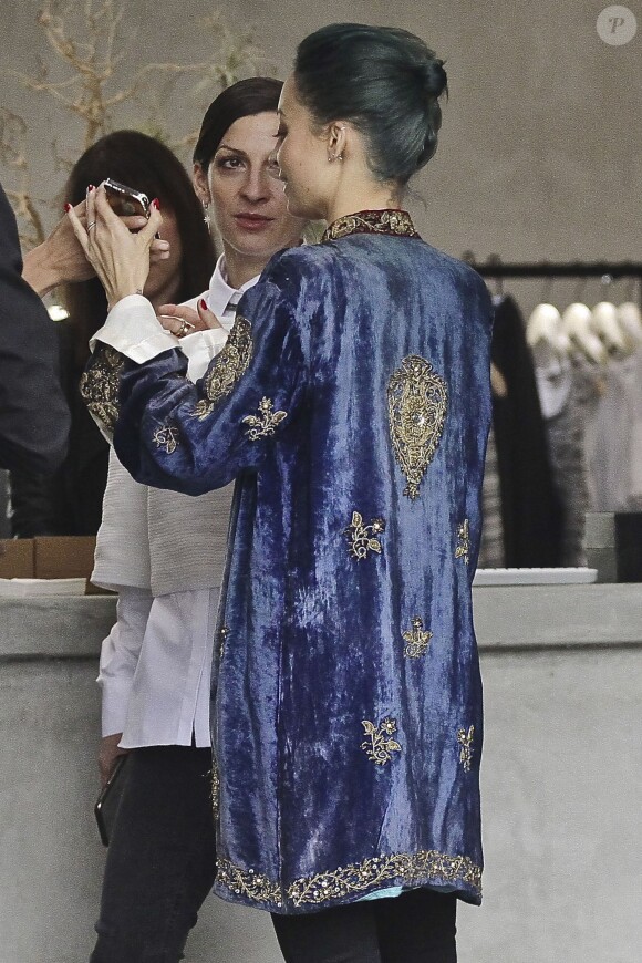 Nicole Richie est allée faire du shopping à Malibu le 19 décembre 2014