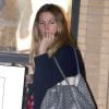 Drew Barrymore et sa fille Olive font du shopping pour Noël à Beverly Hills, le 21 décembre 2014.