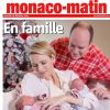 Charlene de Monaco et le prince Albert II dévoilent les premières photos de leurs jumeaux Gabriella et Jacques, le 23 décembre 2014.