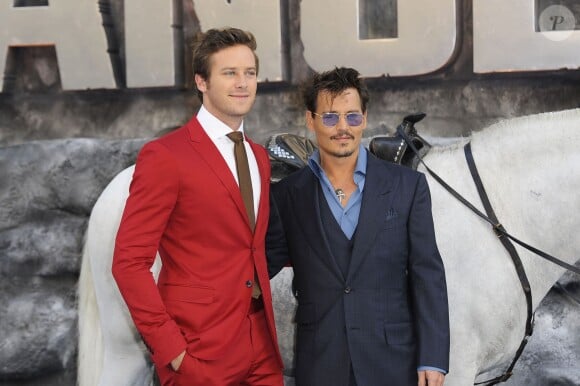 Armie Hammer, Johnny Depp pour la Premiere du film "Lone Ranger" a Londres, le 21 juillet 2013. 