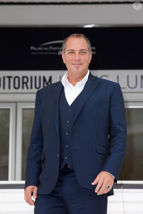 Messmer pose à Cannes, le 13 octobre 2014, dans le cadre du MIPCOM.