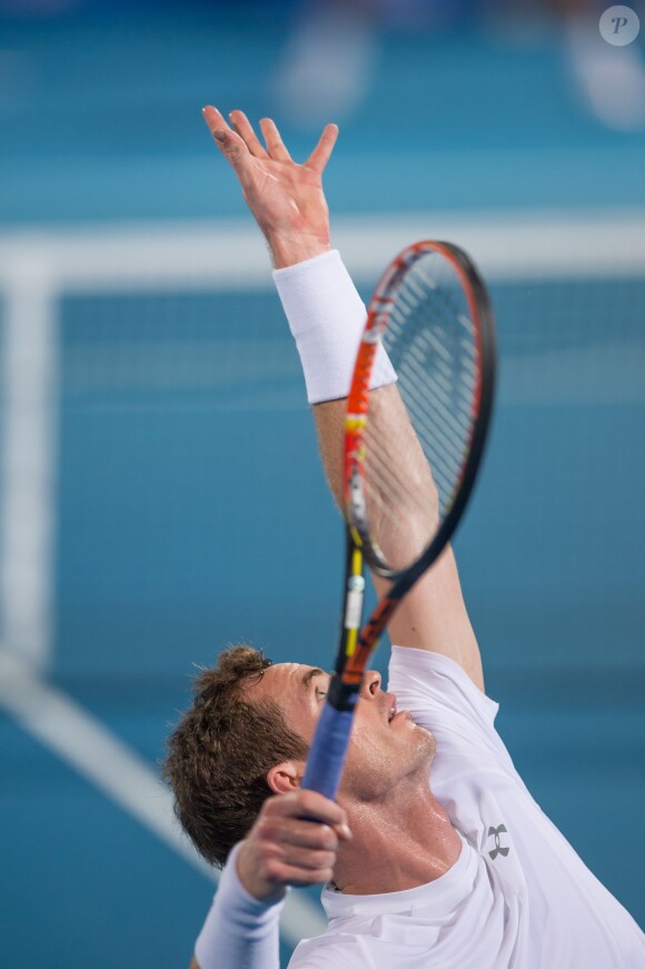 Andy Murray lors de la demi-finale face à Rafael Nadal à l'occasion d'un tournoi d'exhibition à Abu Dhabi, le 2 janvier 2015