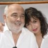 Gérard Jugnot et sa compagne Saida Jawad à Paris le 30 juin 2013.