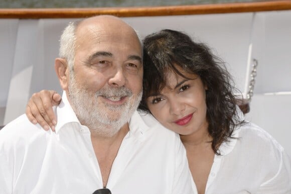 Gérard Jugnot et sa compagne Saida Jawad à Paris le 30 juin 2013.