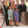 Le prince Andrew lors de son 40e anniversaire, en 2000, avec Sarah Ferguson, duchesse d'York, et leurs filles Beatrice et Eugenie.
