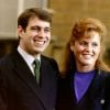 Le prince Andrew et Sarah Ferguson lors de leurs fiançailles, en mars 1986