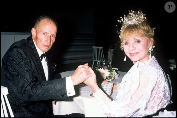 Annie Cordy et son mari, François-Henri Bruneau dit Bruno, à Paris le 1er avril 1988. 