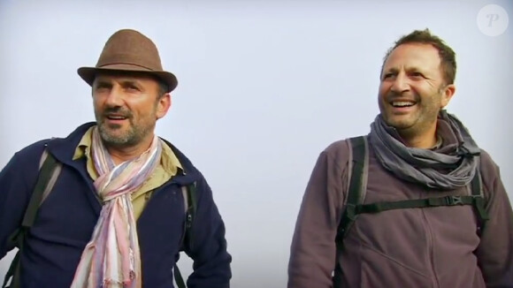 Arthur et Frédéric Lopez dans Rendez-vous en terre inconnue sur France 2, le 2 décembre 2014.