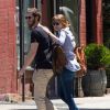 Emma Stone et son petit ami Andrew Garfield font du shopping à New York, le 23 juin 2014.