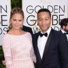 Chrissy Teigen et John Legend arrivent aux 72eme Golden Globe Awards le 11 janvier 2015