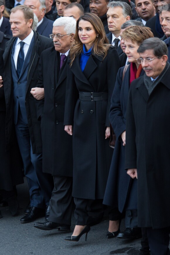 Le président du Conseil européen Donald Tusk, le président de l'Etat de Palestine Mahmoud Abbas, La reine Rania de Jordanie - Les dirigeants politiques mondiaux défilent à la marche républicaine pour Charlie Hebdo à Paris, le 11 janvier 2015