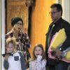 Exclusif - Tori Spelling, son mari Dean McDermott et leurs enfants Liam et Stella se rendent dans un salon de massage à Studio City, le 11 janvier 2015.