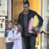 Exclusif - Tori Spelling, son mari Dean McDermott et leurs enfants Liam et Stella se rendent dans un salon de massage à Studio City, le 11 janvier 2015.
