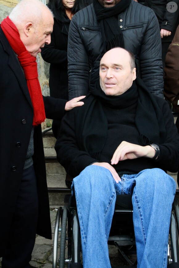 Jean-Claude Andruet et Philippe Streiff lors des obsèques de Jean-Pierre Beltoise à Saint-Vrain le 12 janvier 2015
