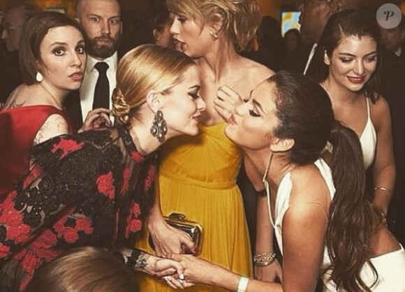 Rita Ora, Taylor Swift, Lorde, Lena Dunham et Selena Gomez - After-party des Golden Globes, le 11 janvier 2015 à Los Angeles.