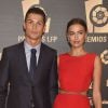 Cristiano Ronaldo et sa petite amie Irina Shayk (robe Love Republic) à la soirée de gala de la Liga de football à Madrid en Espagne le 27 octobre 2014.