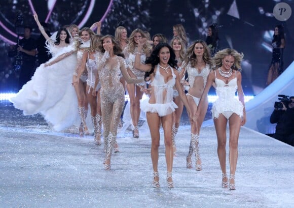 Final du défilé Victoria's Secret 2013 à New York. Le 13 novembre 2013.