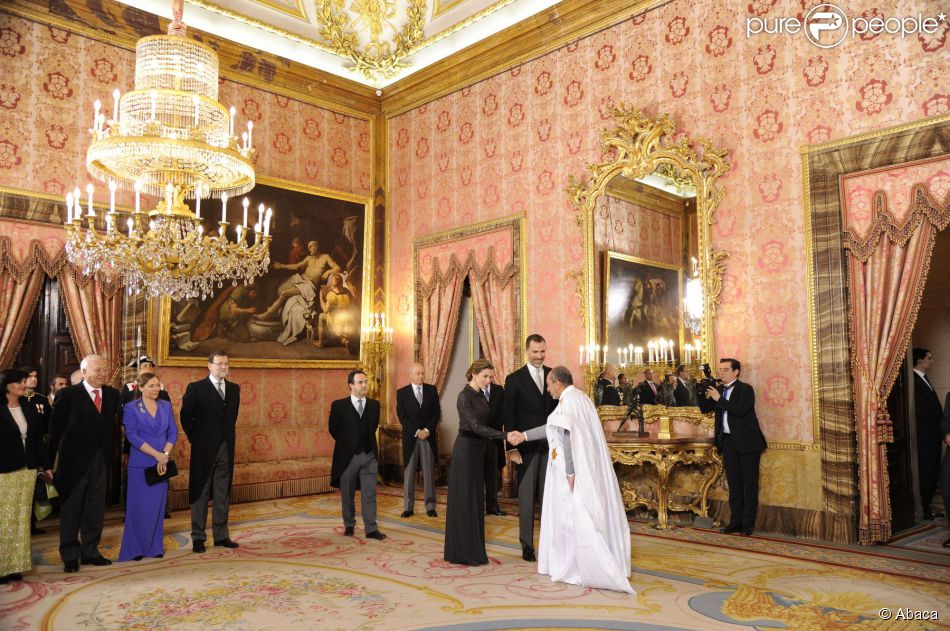  Le roi Felipe VI et la reine Letizia d&#039;Espagne le 21 janvier 2015 au palais royal lors de la réception du Nouvel An du corps diplomatique. 