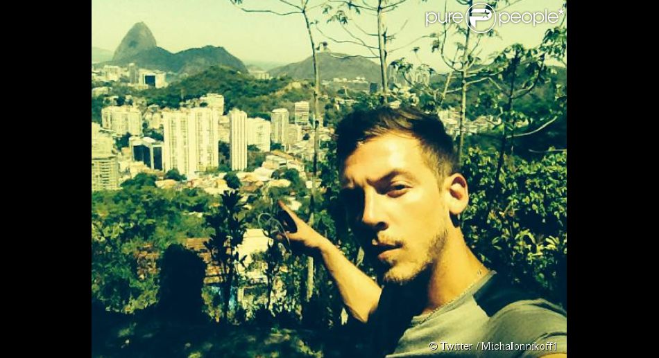 Micha à Rio pour le tournage des  Anges 7 . Janvier 2015.