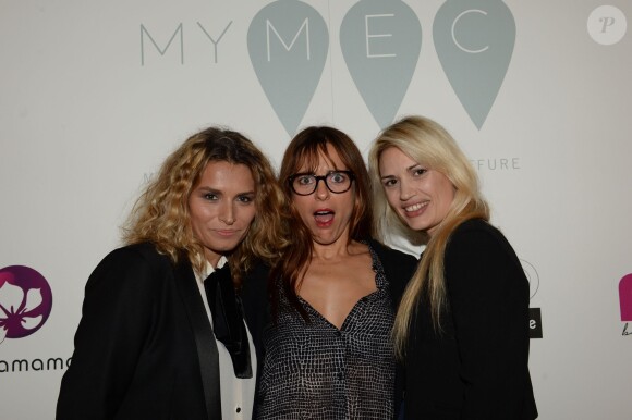 Exclusif - Audrey Dana entre Julie Madar et Nikita Lespinasse - Soirée de lancement de l'application "MY M.E.C" à Paris, le 26 janvier 2015. Cette nouvelle application, créée par Nikita Lespinasse, donne accès en moins d'une heure à une prestation de qualité faite par des professionnels du maquillage, de l'esthétique ou de la coiffure.