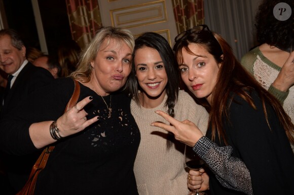 Exclusif - Alice Belaïdi entre Valérie Damidot et Audrey Dana - Soirée de lancement de l'application "MY M.E.C" à Paris, le 26 janvier 2015. Cette nouvelle application, créée par Nikita Lespinasse, donne accès en moins d'une heure à une prestation de qualité faite par des professionnels du maquillage, de l'esthétique ou de la coiffure.