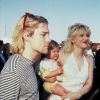 Kurt Cobain, Coutney Love et leur fille à la cérémonie des MTV Video Music Awards à Los Angeles le 2 septembre 1993.