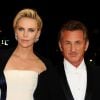 Charlize Theron et Sean Penn à New York le 5 mai 2014.