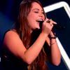Sharon Laloum chante dans The Voice 4, sur TF1, le samedi 31 janvier 2015